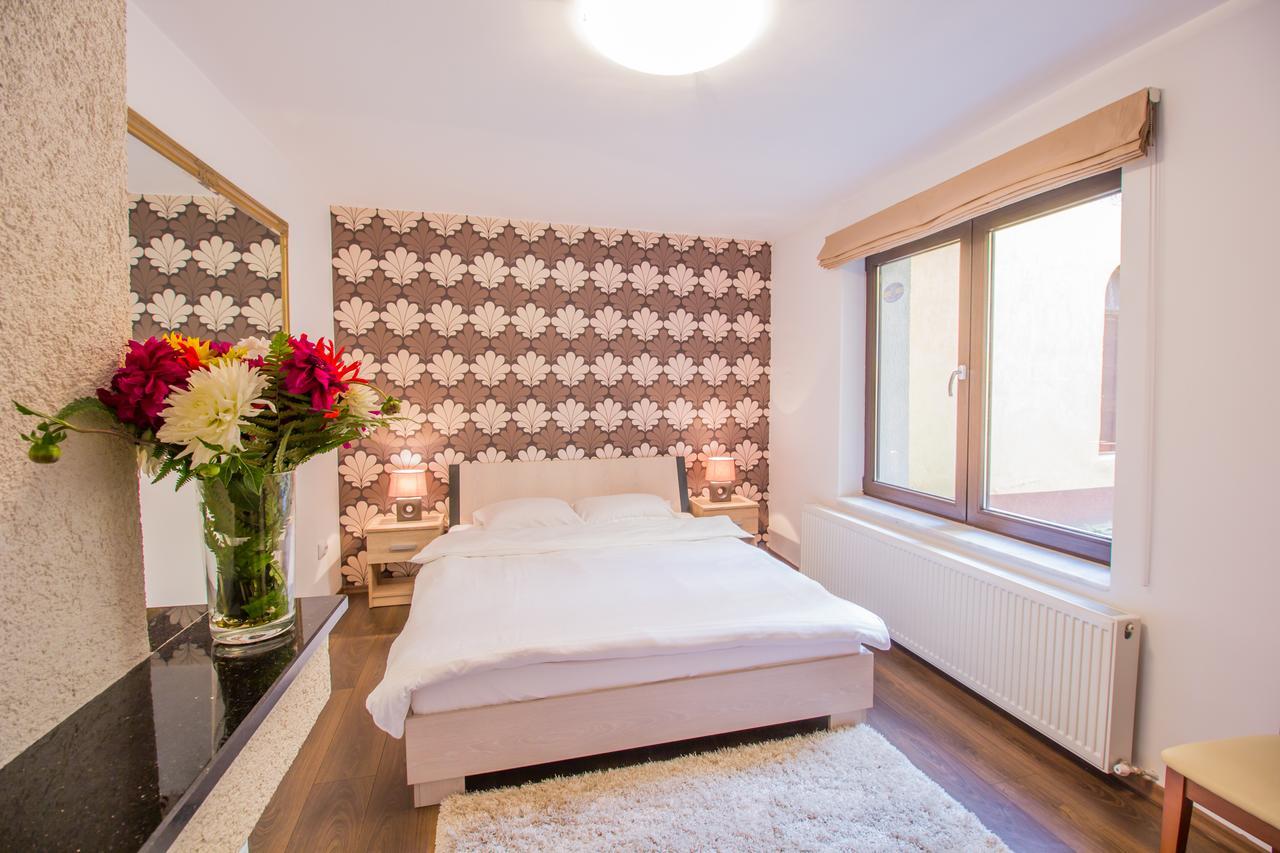 Postavarului Residence Brasov Luaran gambar
